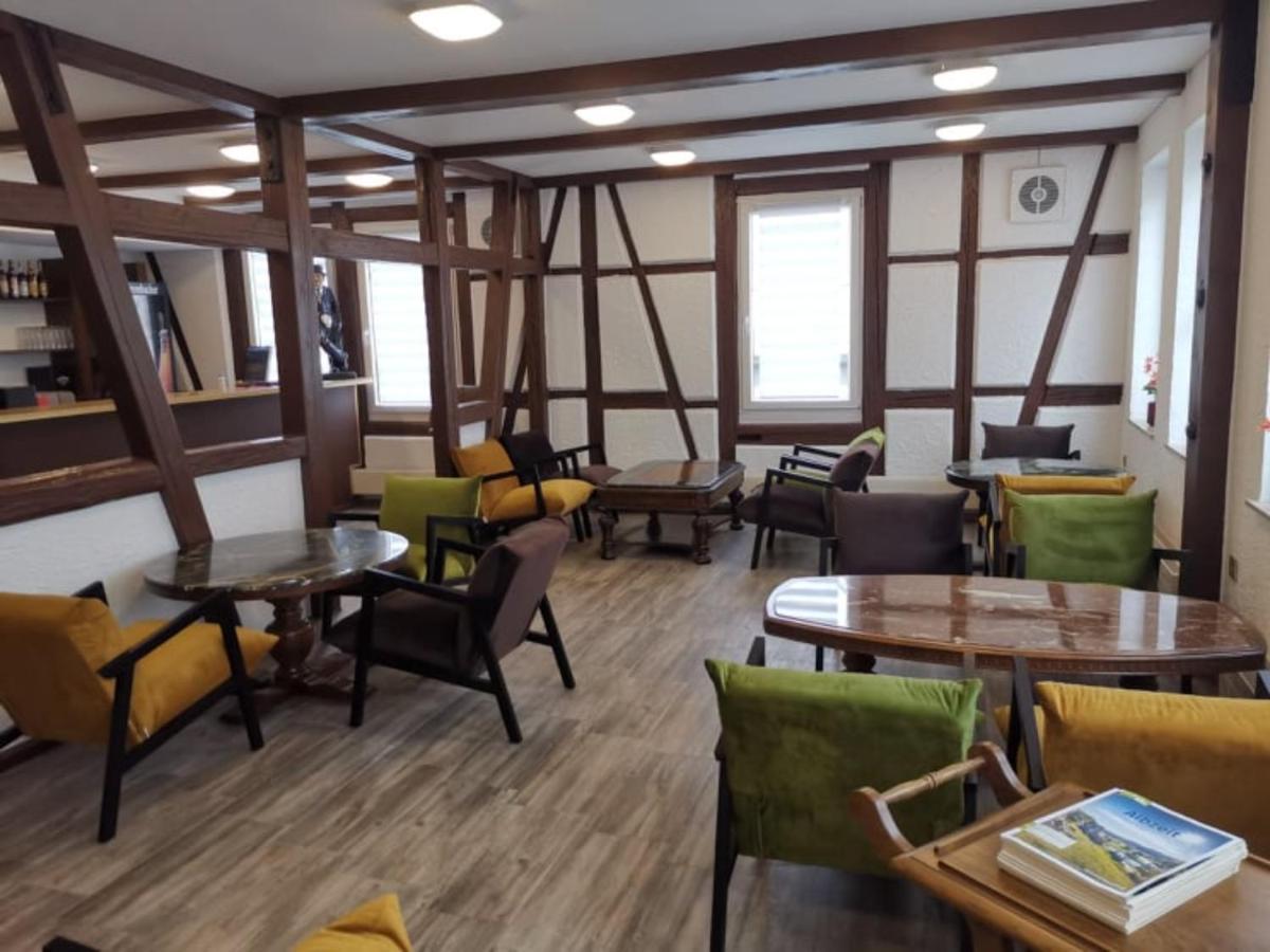 Hotel Zum Weissen Ochsen 알렌 외부 사진