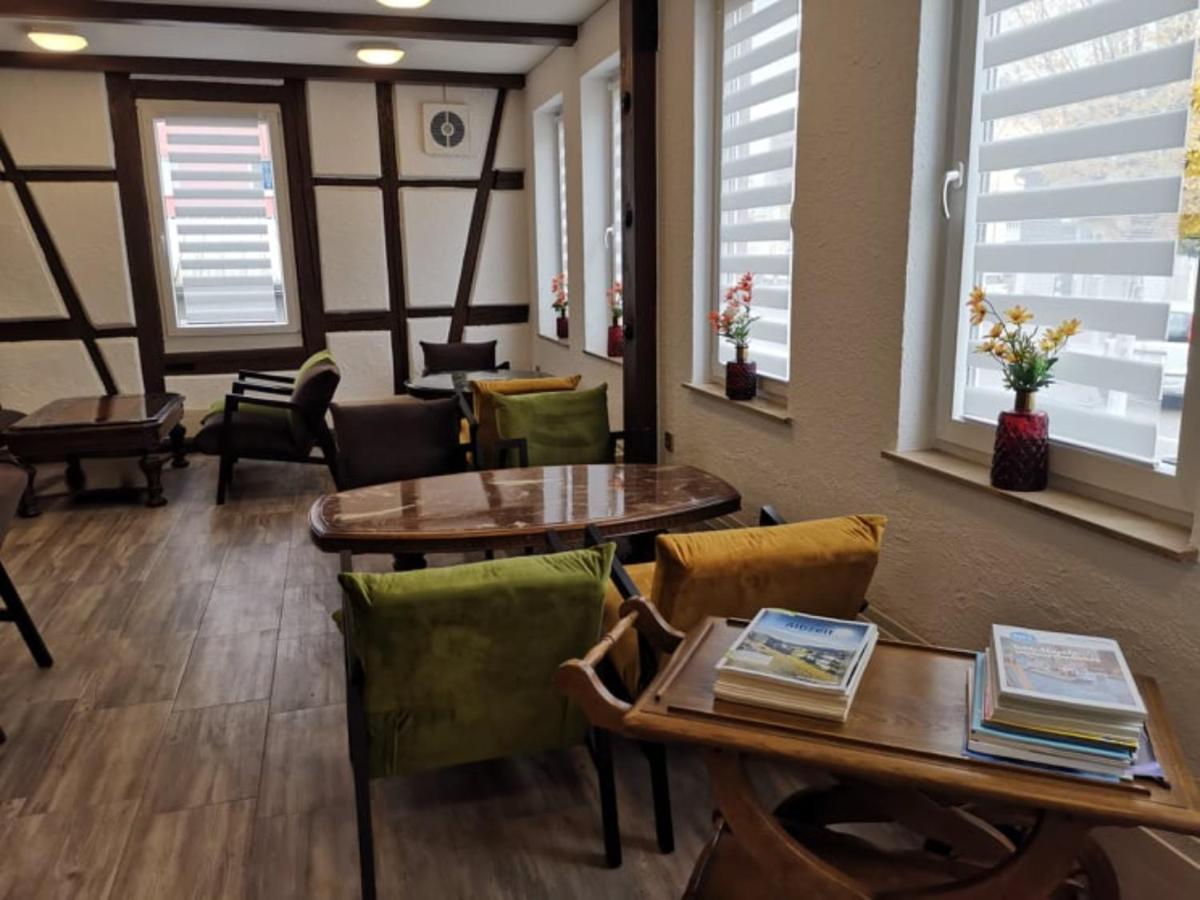 Hotel Zum Weissen Ochsen 알렌 외부 사진