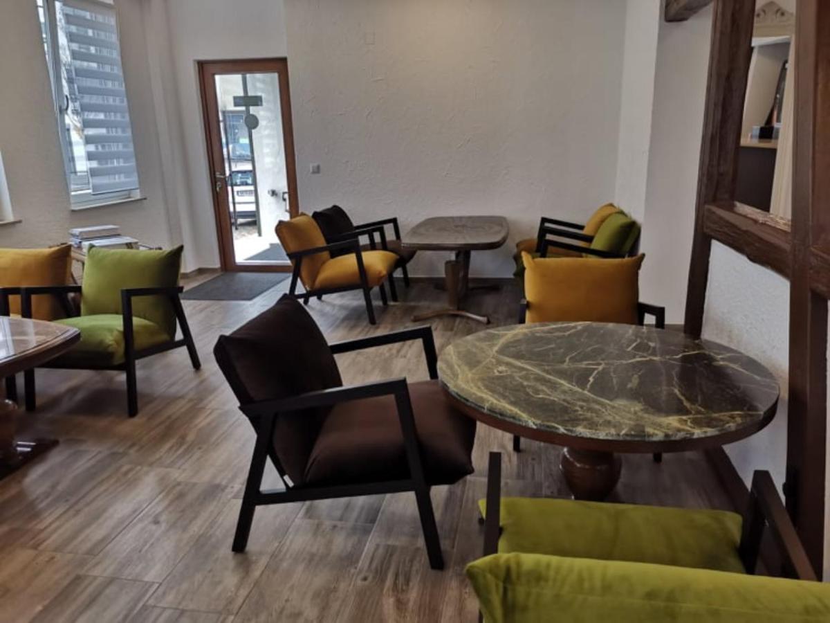 Hotel Zum Weissen Ochsen 알렌 외부 사진