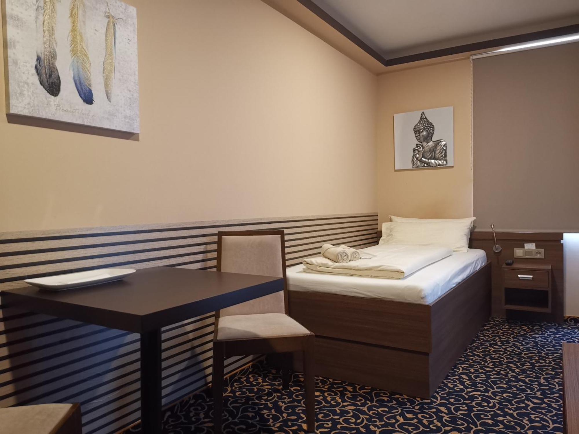 Hotel Zum Weissen Ochsen 알렌 외부 사진
