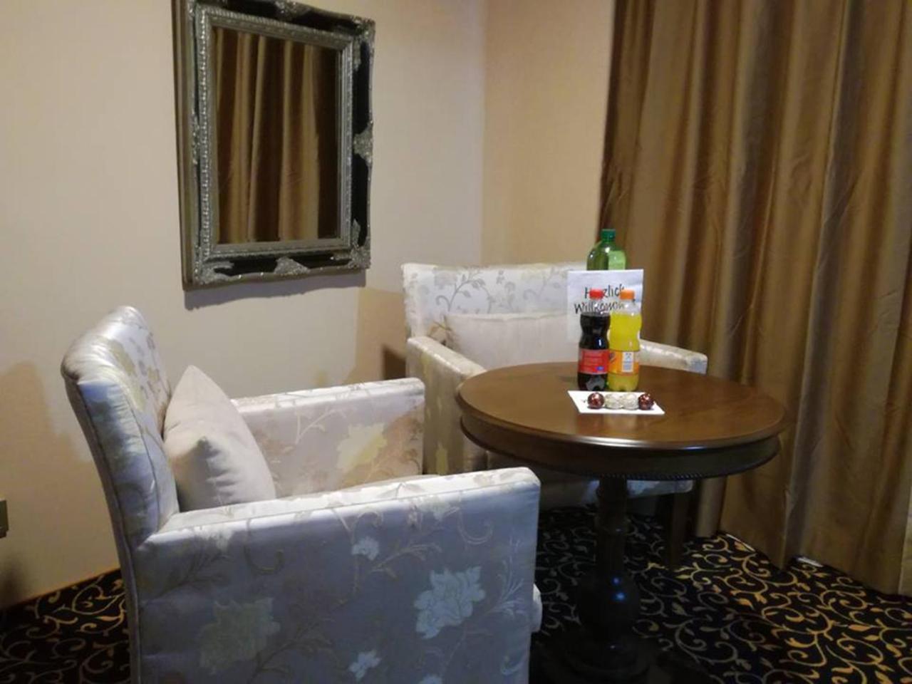 Hotel Zum Weissen Ochsen 알렌 외부 사진