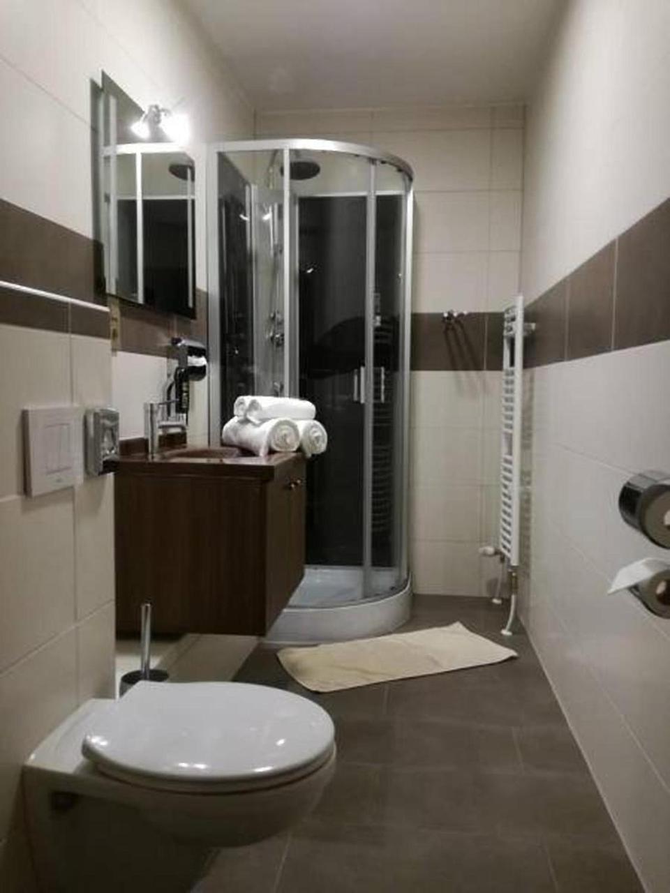 Hotel Zum Weissen Ochsen 알렌 외부 사진