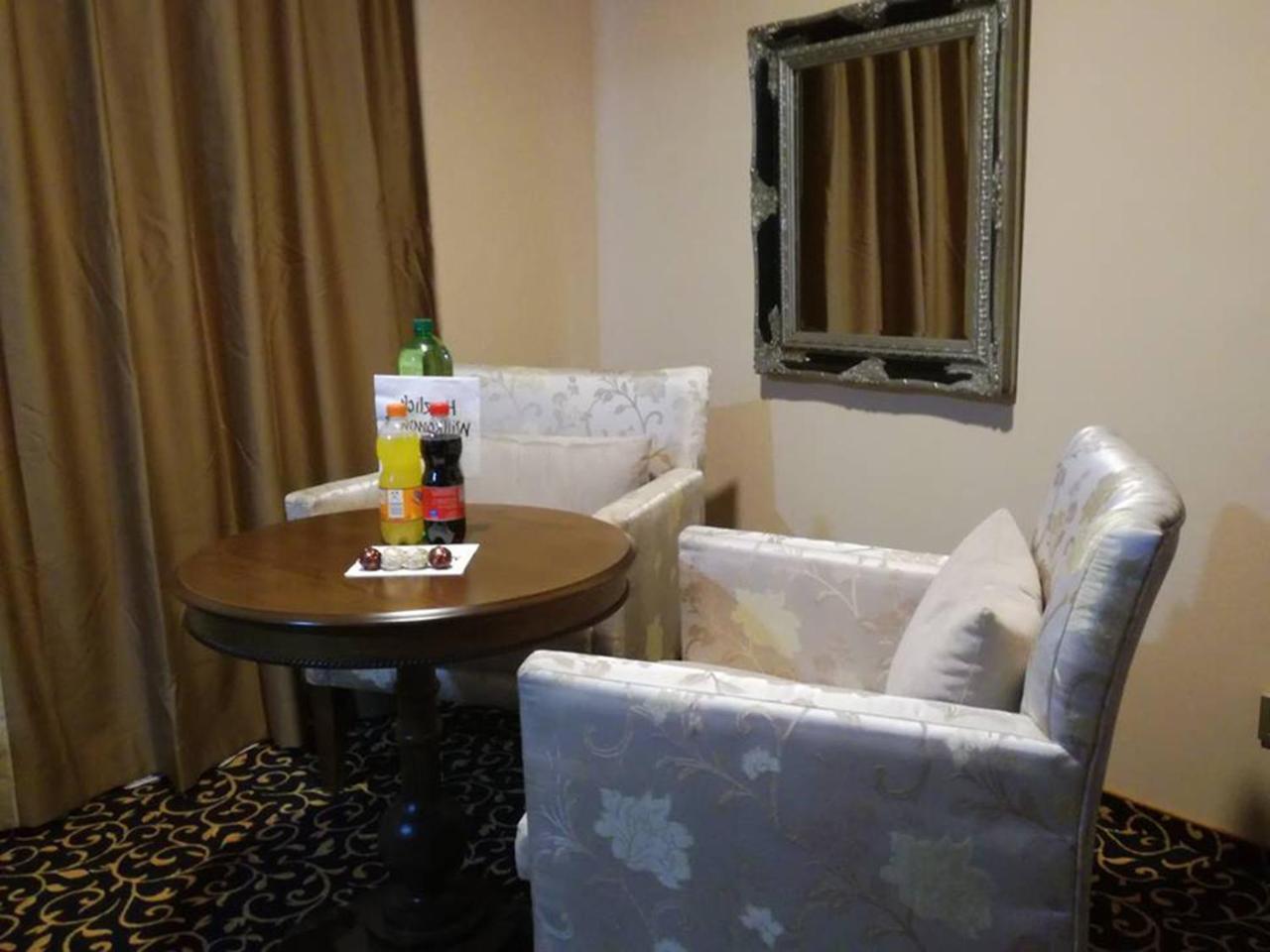 Hotel Zum Weissen Ochsen 알렌 외부 사진