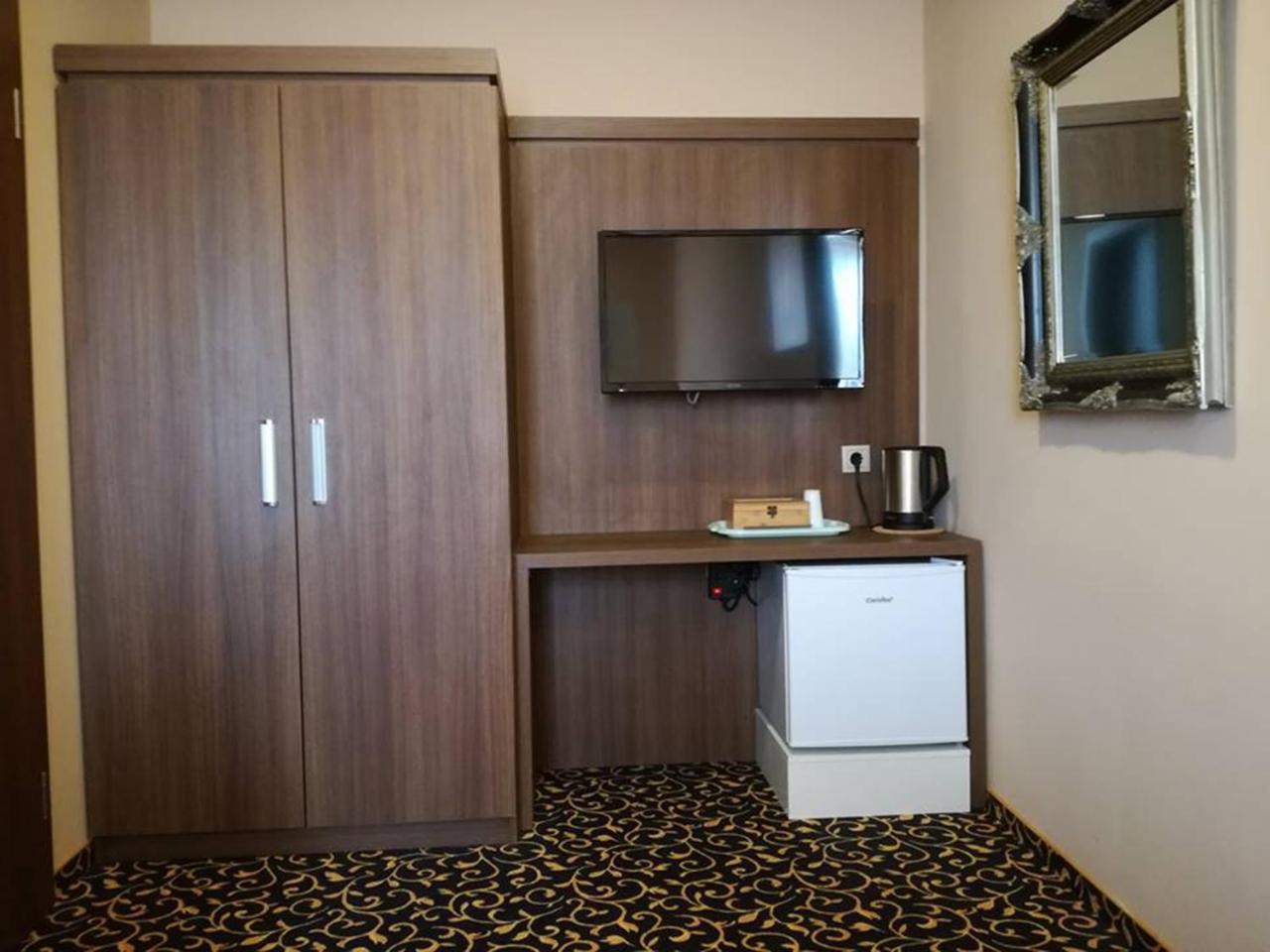 Hotel Zum Weissen Ochsen 알렌 외부 사진