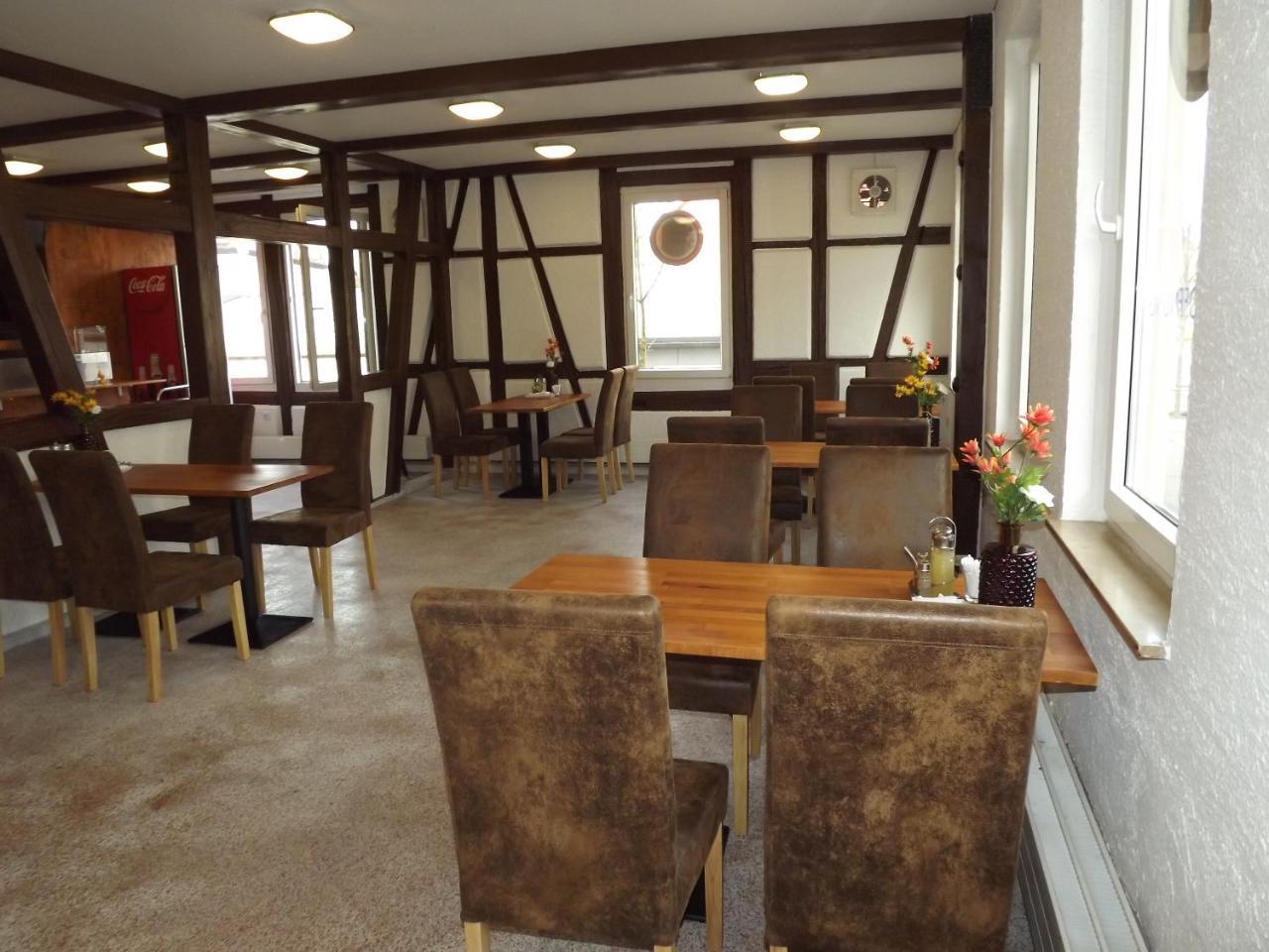 Hotel Zum Weissen Ochsen 알렌 외부 사진