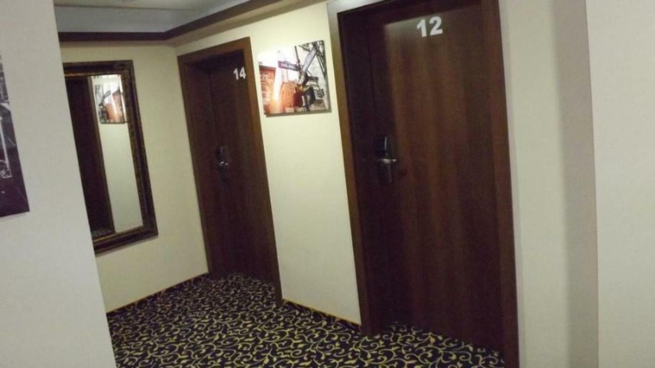 Hotel Zum Weissen Ochsen 알렌 외부 사진